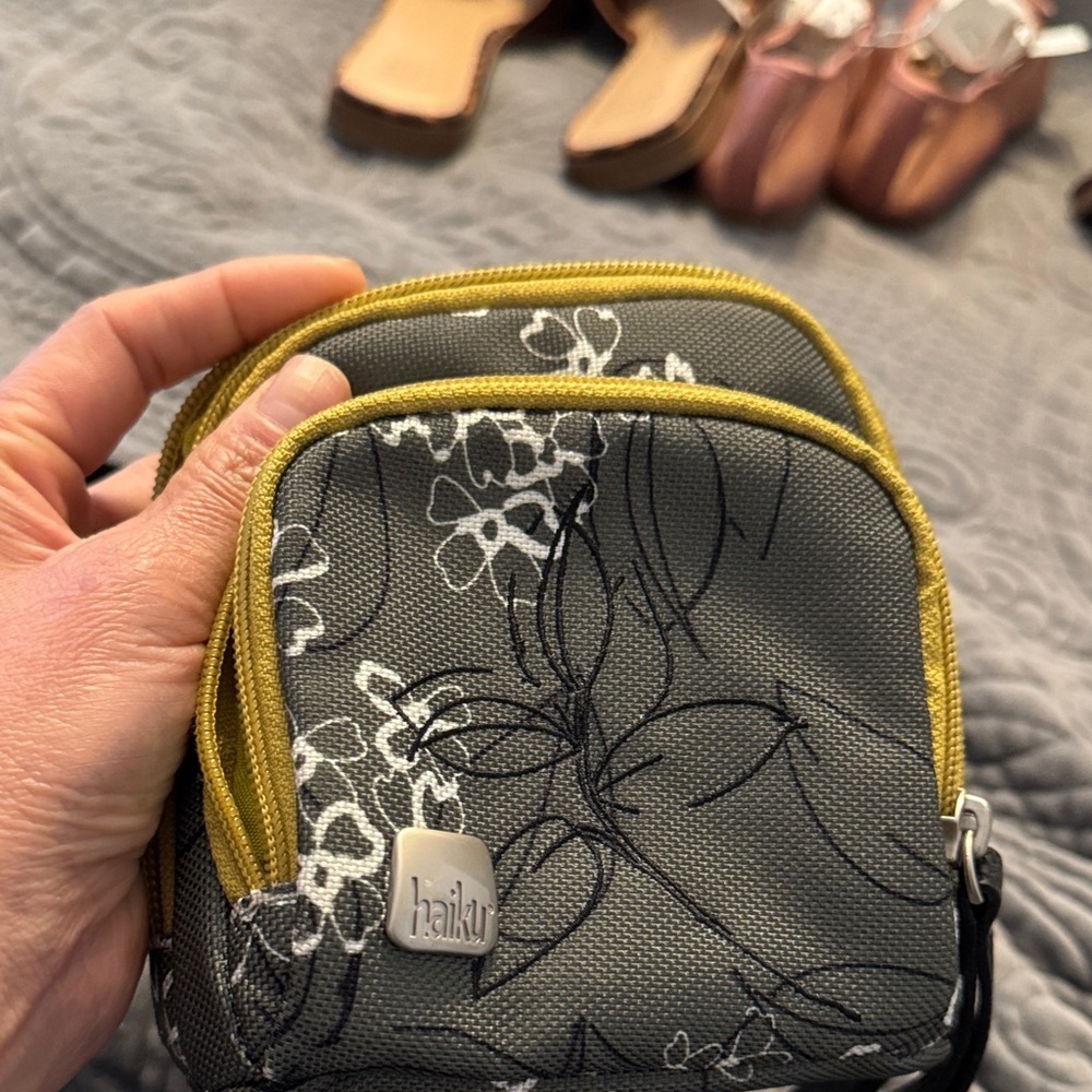 Haiku Mini Bag - Green with Yellow Trim Crossbody - Picture 5 of 8